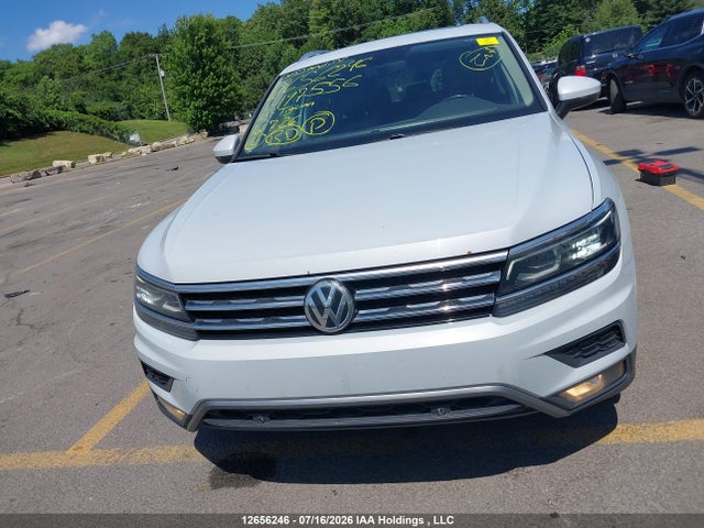 2018 Volkswagen Tiguan Highline მანქანა იყიდება აუქციონზე, vin: 3VV4B7AX9JM197556, აუქციონის ნომერი: 12656246