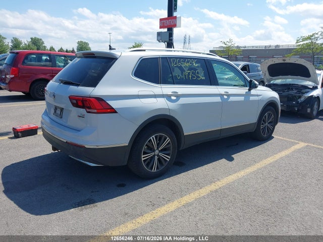 2018 Volkswagen Tiguan Highline მანქანა იყიდება აუქციონზე, vin: 3VV4B7AX9JM197556, აუქციონის ნომერი: 12656246