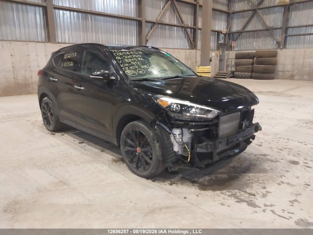 Hyundai Tucson Noir 1.6t 2018 KM8J3CA2XJU821576 главное изображение
