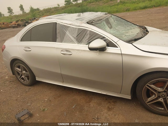 W1K3G4FB5NJ346674 Mercedes-Benz A 220 4matic