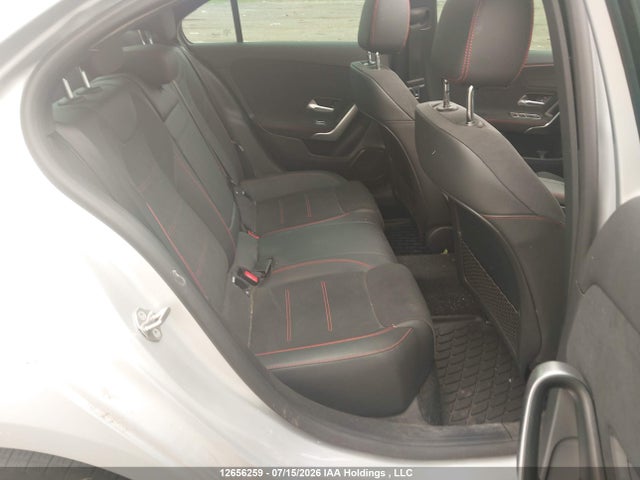 W1K3G4FB5NJ346674 Mercedes-Benz A 220 4matic