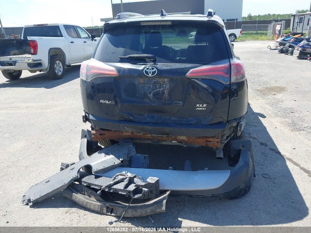 2T3RFREV3JW818527 Toyota Rav4 Adventure/xle