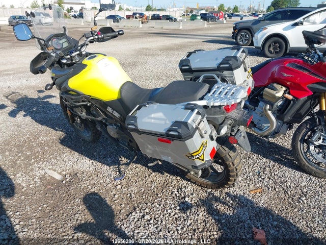 JS1C733B4J2100514 Suzuki Dl650 A/x
