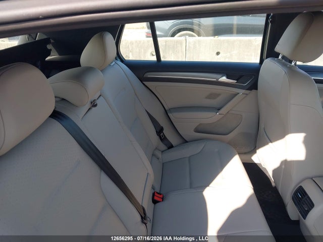 Продажа на аукционе авто 2017 Volkswagen E-golf Sel Premium, vin: WVWPR7AU4HW951406, номер лота: 12656295