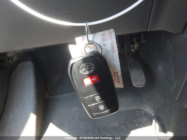 Toyota Corolla Cross 2024 7MUCAABG4RV085404 Image 11