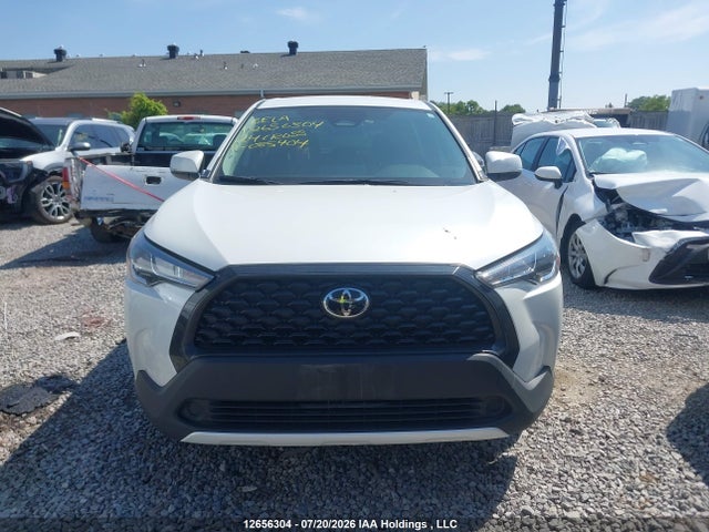 Toyota Corolla Cross 2024 7MUCAABG4RV085404 Image 12
