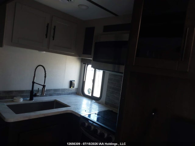 12656309 :رقم المزاد ، 4YDTCRK20N6320234 vin ، 2022 Crossroads 5th Wheel Ctx مزاد بيع