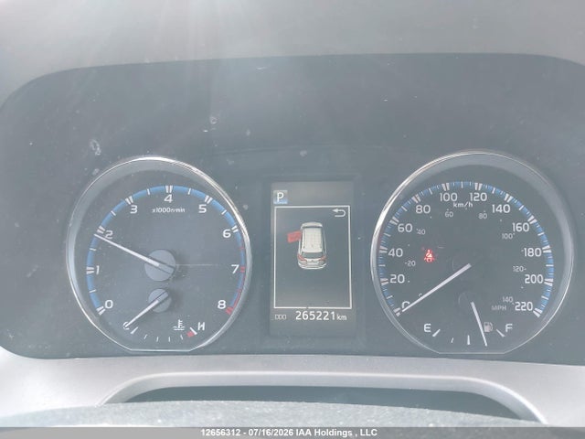2T3ZFREV6HW317318 Toyota RAV4 LE