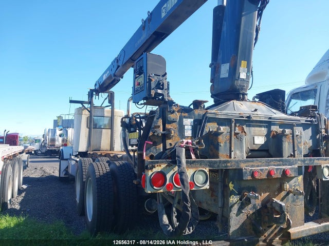 Продаж на аукціоні авто 2005 Kenworth Construction T800, vin: 1NKDL40X95J977330, номер лоту: 12656317