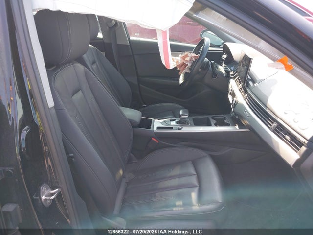 Audi A4 2.0t Komfort 2020 WAUANAF46LN011420 Image 5