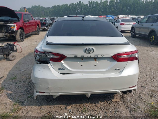 12656329 :رقم المزاد ، 4T1BZ1HK0JU016912 vin ، 2018 Toyota Camry Xse/xle مزاد بيع