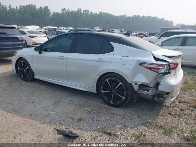 12656329 :رقم المزاد ، 4T1BZ1HK0JU016912 vin ، 2018 Toyota Camry Xse/xle مزاد بيع