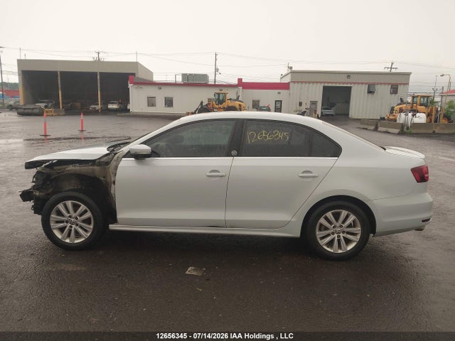 3VWB67AJXHM243053 Volkswagen Jetta Wolfsburg Edition