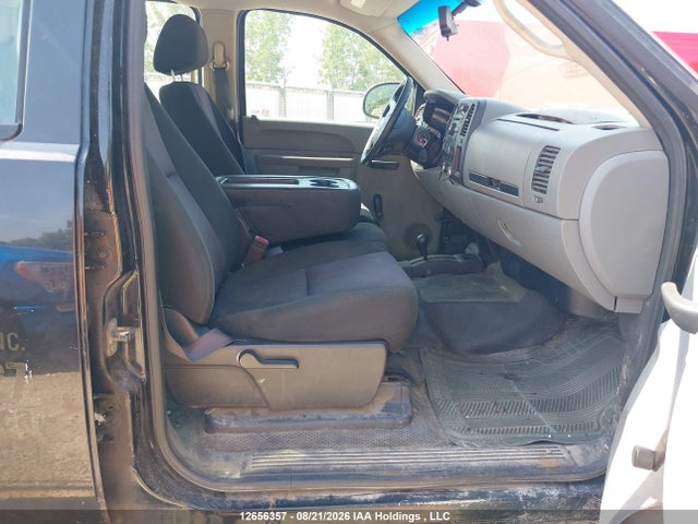 12656357 :رقم المزاد ، 1GT12ZCG7DF210237 vin ، 2013 Gmc Sierra K2500 Heavy Duty مزاد بيع