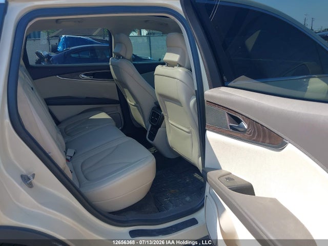 2LMTJ8LR6GBL39065 Lincoln Mkx Reserve