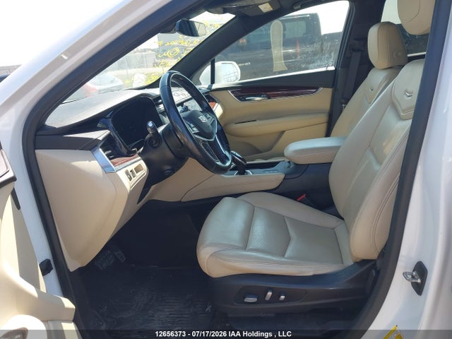 12656373 :رقم المزاد ، 1GYKNDRS6KZ159443 vin ، 2019 Cadillac Xt5 Luxury مزاد بيع