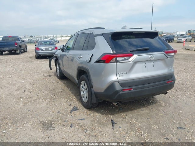 Toyota RAV4 LE 2021 2T3B1RFV7MC172350 Image 3