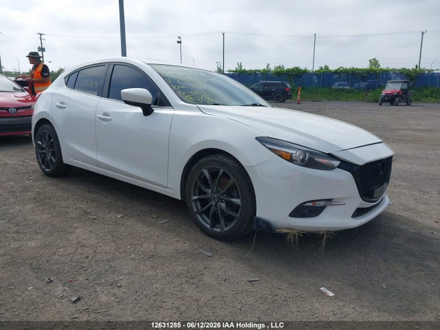 Mazda Mazda3 Gt 2018 3MZBN1M37JM258824 Image 1