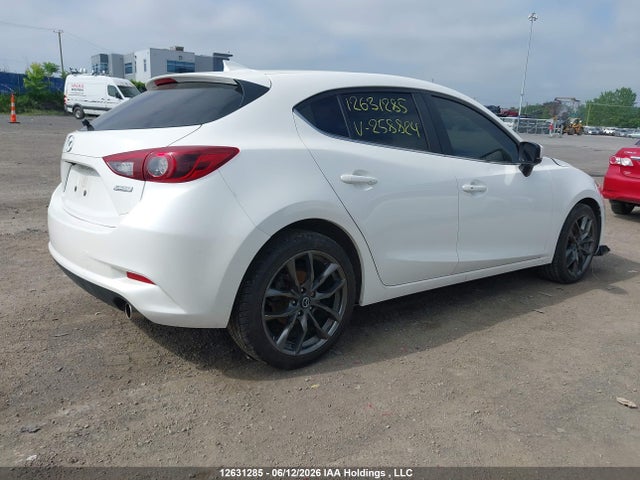 Mazda Mazda3 Gt 2018 3MZBN1M37JM258824 Image 4