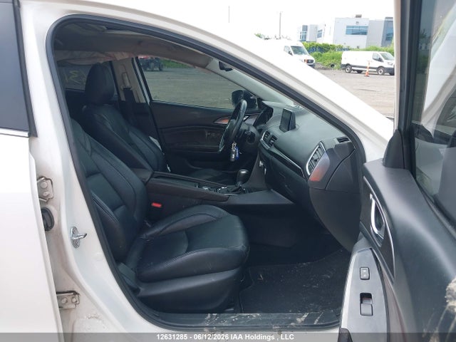 Mazda Mazda3 Gt 2018 3MZBN1M37JM258824 Image 5