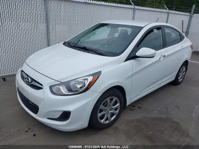 Hyundai ACCENT L 2014 KMHCT4AE3EU780187 Image 2
