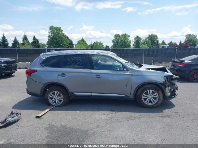 Продажа на аукционе авто 2019 Mitsubishi Outlander Es, vin: JA4AZ2A33KZ609252, номер лота: 12648372
