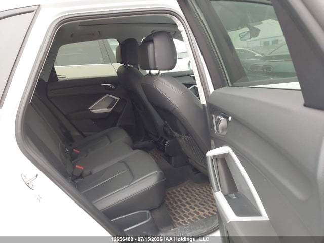 12656489 :رقم المزاد ، WA1AECF37N1080319 vin ، 2022 Audi Q3 Komfort 45 مزاد بيع