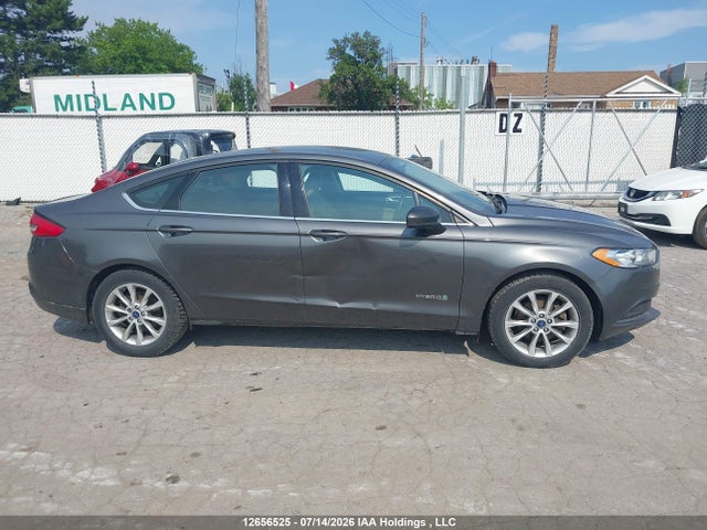Ford Fusion S Hybrid 2017 3FA6P0UU5HR101796 Image 13