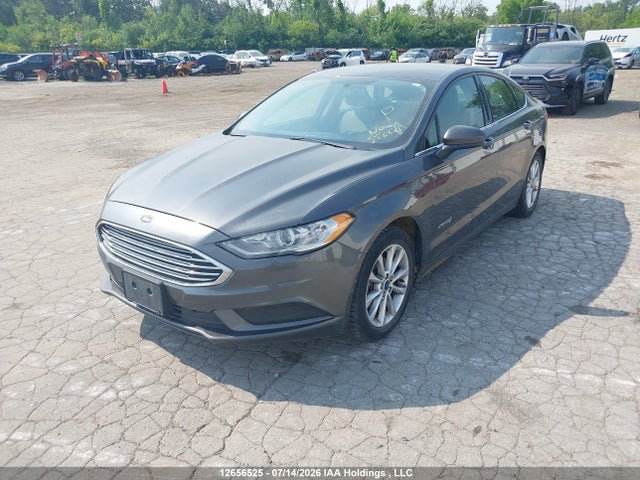 Ford Fusion S Hybrid 2017 3FA6P0UU5HR101796 Image 2