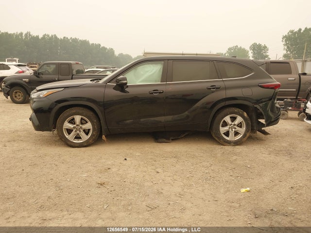 Toyota Highlander 2024 5TDKDRBH5RS542161 Image 15