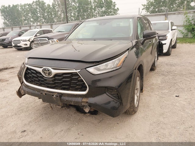 Toyota Highlander 2024 5TDKDRBH5RS542161 Image 2