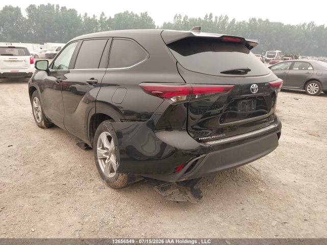 Toyota Highlander 2024 5TDKDRBH5RS542161 Image 3
