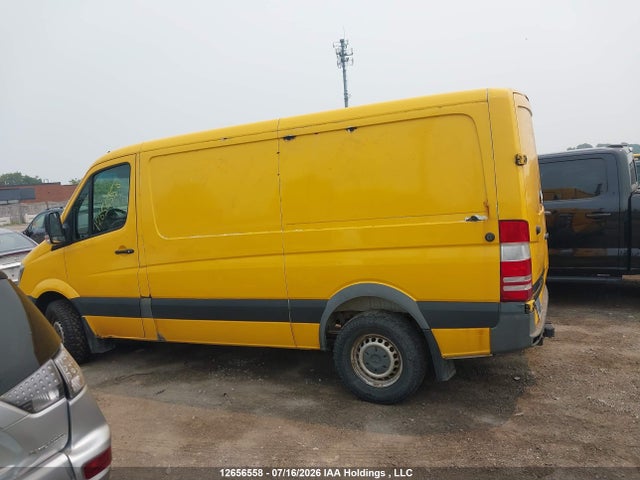 Mercedes-Benz Sprinter 2500 Standard Roof 2015 WD3BE7DC9FP164476 Image 14