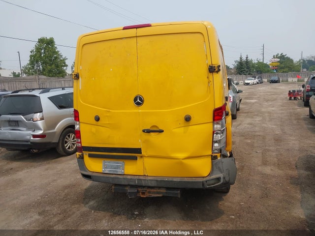 Mercedes-Benz Sprinter 2500 Standard Roof 2015 WD3BE7DC9FP164476 Image 16