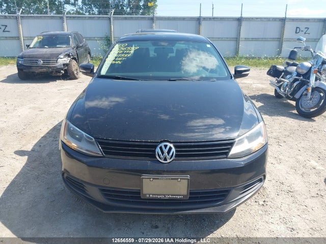 3VW2K7AJ7EM261839 Volkswagen Jetta 2.0l Trendline+