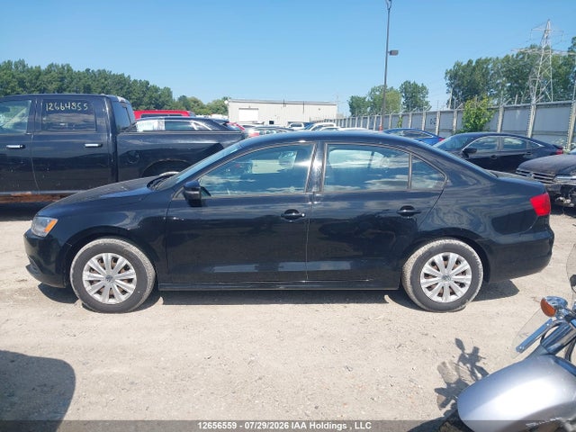 3VW2K7AJ7EM261839 Volkswagen Jetta 2.0l Trendline+