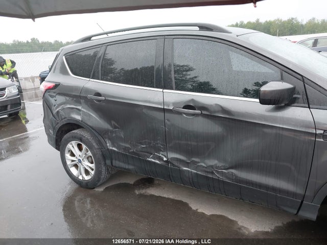 Продажа на аукционе авто 2018 Ford Escape Se, vin: 1FMCU0GDXJUC91915, номер лота: 12656571