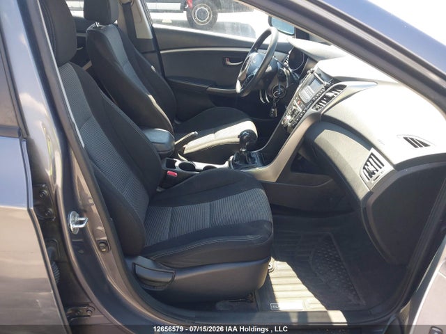 Hyundai ELANTRA GT 2017 KMHD25LH7HU373336 Image 5