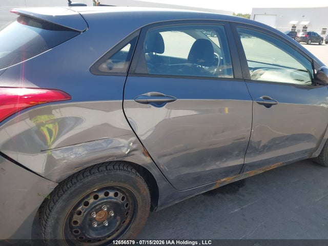 Hyundai ELANTRA GT 2017 KMHD25LH7HU373336 Image 6
