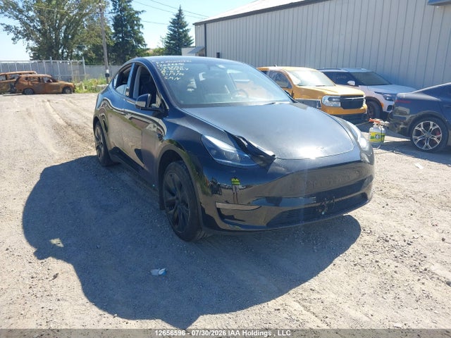 Продаж на аукціоні авто 2024 Tesla Model Y, vin: LRWYGDEE9RC642140, номер лоту: 12656596