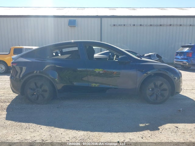 Продаж на аукціоні авто 2024 Tesla Model Y, vin: LRWYGDEE9RC642140, номер лоту: 12656596