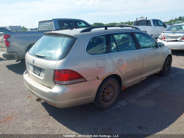 2013 Volkswagen Golf Sportwagen მანქანა იყიდება აუქციონზე, vin: 3VWPL7AJ9CM698242, აუქციონის ნომერი: 12656607