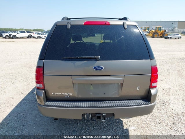 12656613 :رقم المزاد ، 1FMZU73W72UD38894 vin ، 2002 Ford Explorer Xlt مزاد بيع