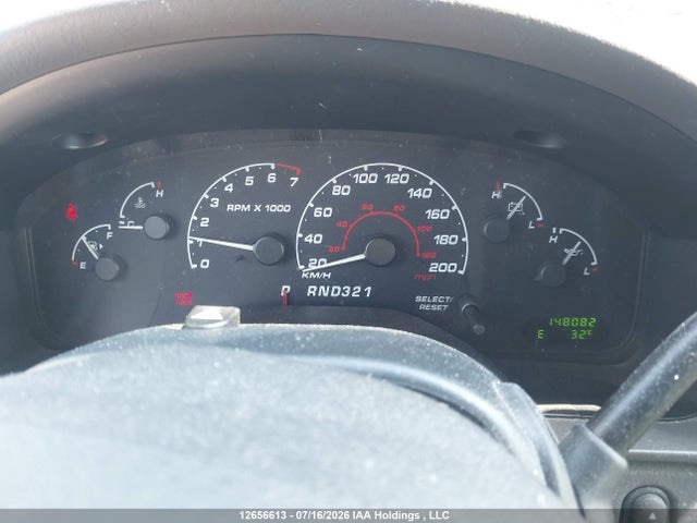 12656613 :رقم المزاد ، 1FMZU73W72UD38894 vin ، 2002 Ford Explorer Xlt مزاد بيع