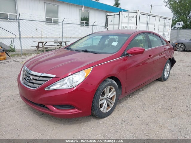 12656617 :رقم المزاد ، 5NPEB4AC4DH731846 vin ، 2013 Hyundai Sonata Gls مزاد بيع