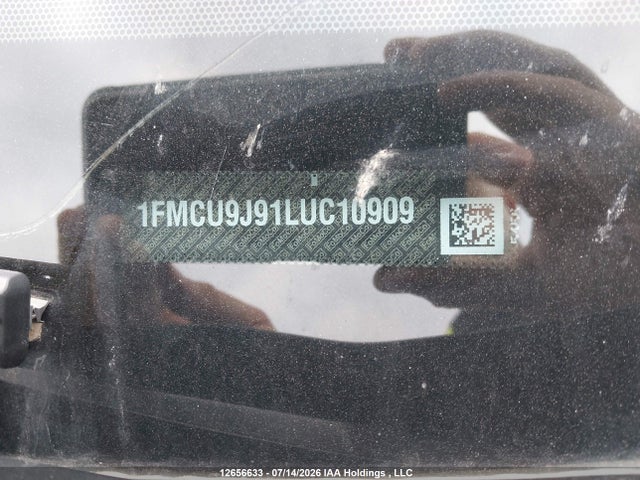 2020 Ford Escape Titanium მანქანა იყიდება აუქციონზე, vin: 1FMCU9J91LUC10909, აუქციონის ნომერი: 12656633