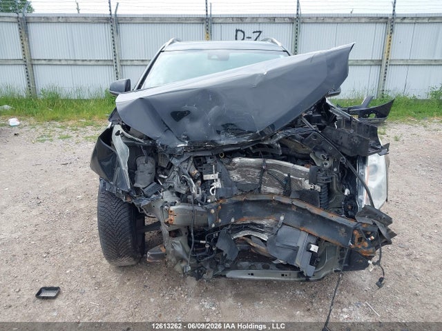3GYFNBE3XFS605570 Cadillac Srx V6 4dr 2wd