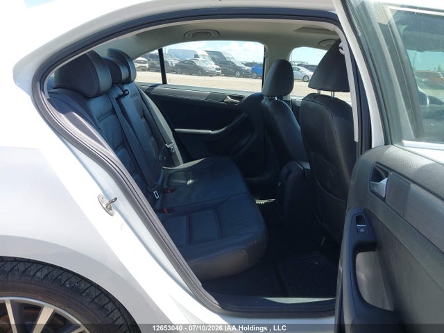 3VWL07AJ2EM426058 Volkswagen Jetta 1.8 Tsi Highline