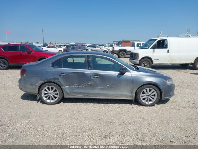 12656643 :رقم المزاد ، 3VWB67AJ5HM288840 vin ، 2017 Volkswagen Jetta Wolfsburg Edition مزاد بيع