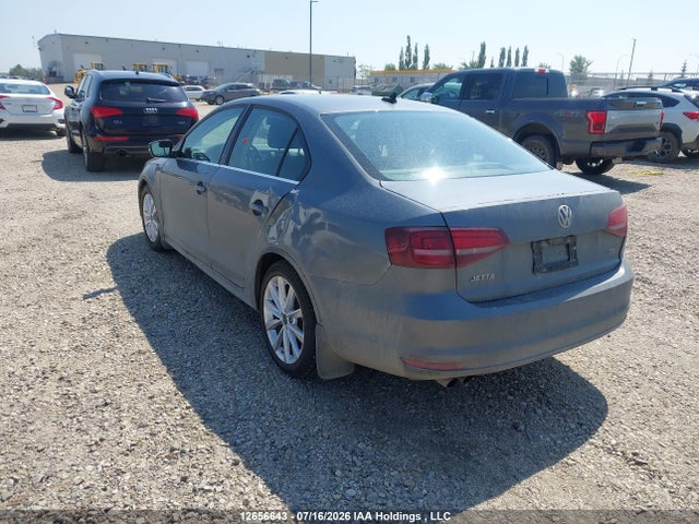 12656643 :رقم المزاد ، 3VWB67AJ5HM288840 vin ، 2017 Volkswagen Jetta Wolfsburg Edition مزاد بيع